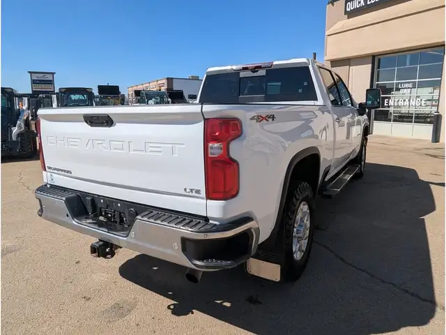 2023 Chevrolet SILVERADO 3500HD LTZ 6.6L GAS/Touch Nav/Sunroof/C - Photo 11