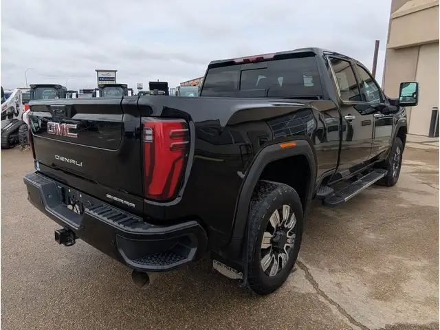 2025 GMC Sierra 3500HD Denali 6.6L V8/Touch Nav/Sunroof/Camera - Photo 8