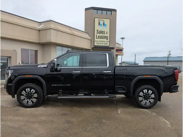 2025 GMC Sierra 3500HD Denali 6.6L V8/Touch Nav/Sunroof/Camera - Photo 13