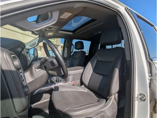 2023 Chevrolet SILVERADO 3500HD LTZ 6.6L Diesel/Nav/Sunroof/Came - Photo 17