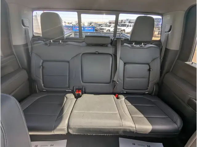 2023 Chevrolet SILVERADO 3500HD LTZ 6.6L Diesel/Nav/Sunroof/Came - Photo 21