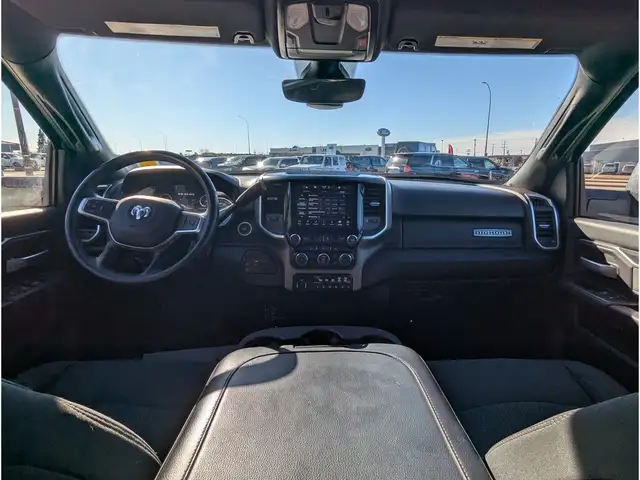 2024 Ram 3500 Big Horn 6.7L Diesel/Dually/Nav/Cam/DELETED - Photo 13