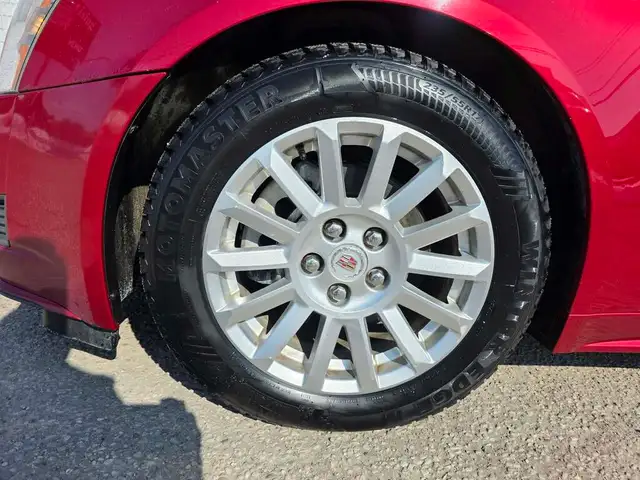 2011 Cadillac CTS AWD Luxury - Photo 12