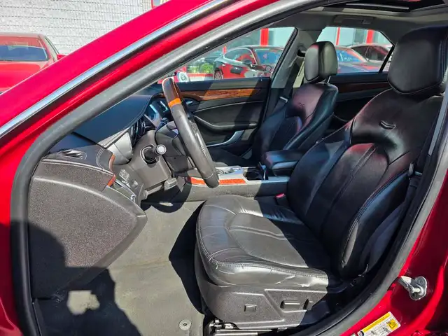 2011 Cadillac CTS AWD Luxury - Photo 13