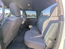 2024 Ram 3500 Big Horn 6.7L Diesel/Dually/Nav/Cam/DELETED - Photo 17