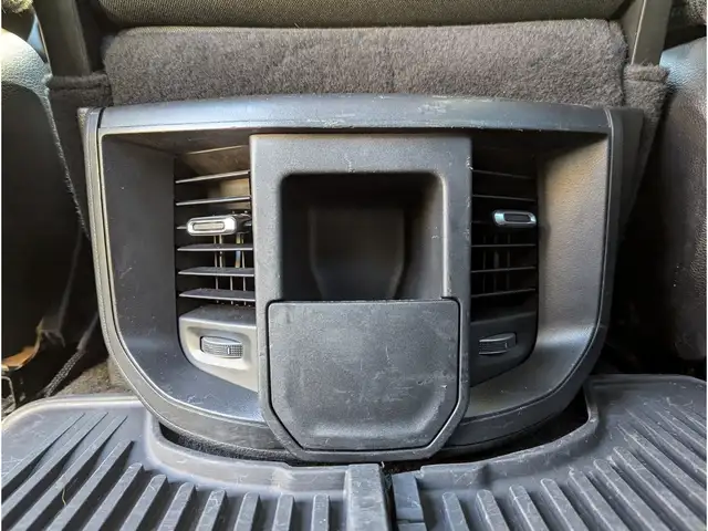 2024 Ram 3500 Big Horn 6.7L Diesel/Dually/Nav/Cam/DELETED - Photo 19