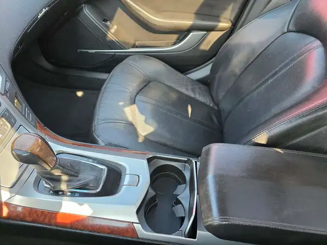 2011 Cadillac CTS AWD Luxury - Photo 18