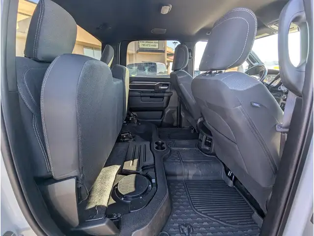 2024 Ram 3500 Big Horn 6.7L Diesel/Dually/Nav/Cam/DELETED - Photo 21