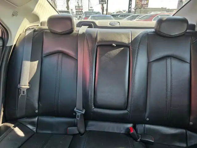 2011 Cadillac CTS AWD Luxury - Photo 19