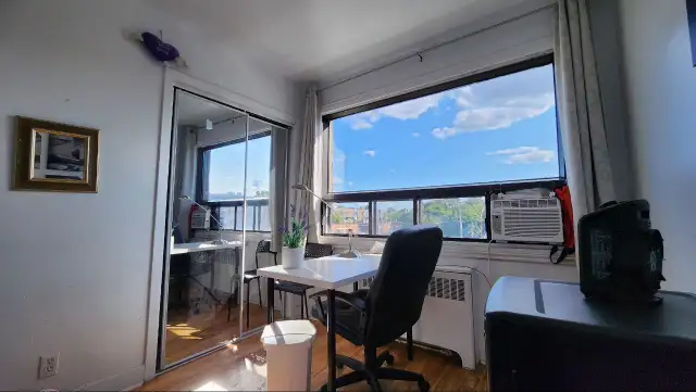 Nice View - Chambre a louer metro Plamondon - Photo 2