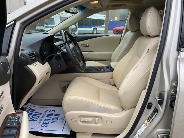 2015 Lexus RX 450H AWD - LEATHER! HUD! NAV! BACK-UP CAM! BSM! MA - Photo 17