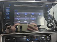 2018 Toyota Corolla LE Touchscreen/Heated Seats/Heated Wipers - Photo 3