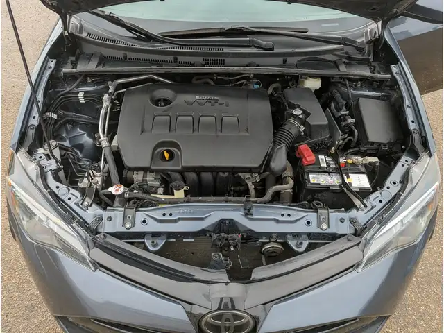 2018 Toyota Corolla LE Touchscreen/Heated Seats/Heated Wipers - Photo 5