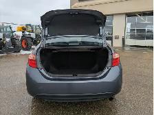 2018 Toyota Corolla LE Touchscreen/Heated Seats/Heated Wipers - Photo 11