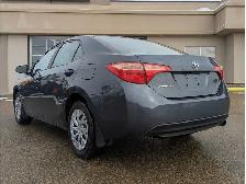 2018 Toyota Corolla LE Touchscreen/Heated Seats/Heated Wipers - Photo 12