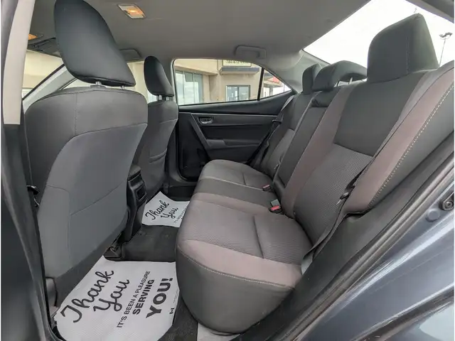 2018 Toyota Corolla LE Touchscreen/Heated Seats/Heated Wipers - Photo 16