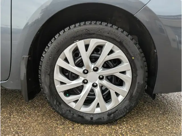 2018 Toyota Corolla LE Touchscreen/Heated Seats/Heated Wipers - Photo 20