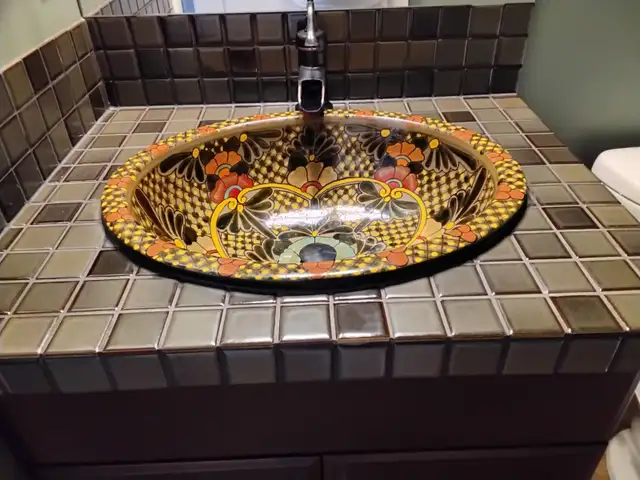 Powder Room Fixtures and Accessories - Photo 2