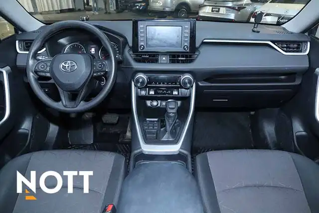 2019 TOYOTA RAV-4 LE - | TWO SETS OF WHEELS | LOW KM - Photo 13