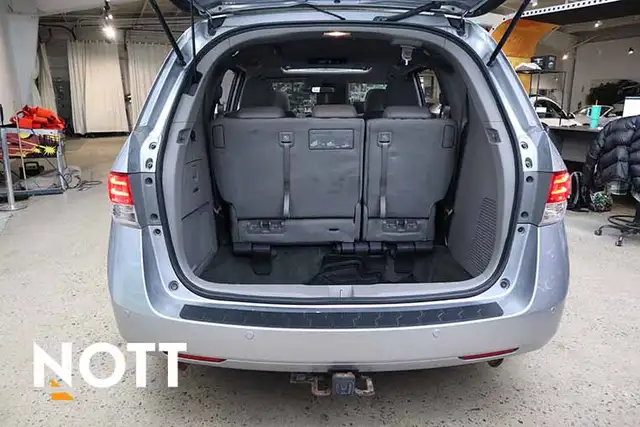 2016 HONDA ODYSSEY TOURING - ONE OWNER | LOW KM | FAMILY VAN - Photo 4