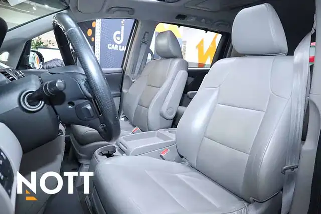 2016 HONDA ODYSSEY TOURING - ONE OWNER | LOW KM | FAMILY VAN - Photo 9