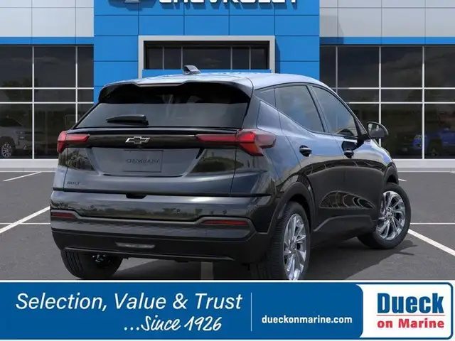 2027 Chevrolet Bolt LT - Photo 4