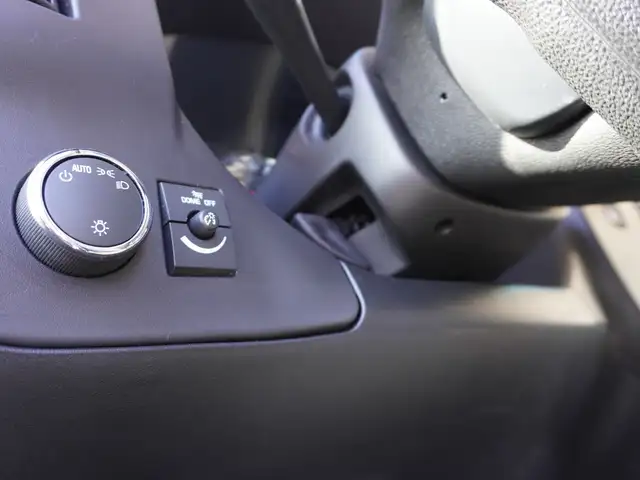 2023 GMC Savana Cargo Van 2500 RWD 135\' LOW KMS, CLEAN, READY F - Photo 17