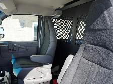 2023 GMC Savana Cargo Van 2500 RWD 135\' LOW KMS, CLEAN, READY F - Photo 22