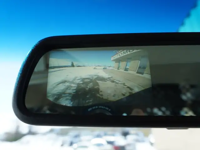 2023 GMC Savana Cargo Van 2500 RWD 135\' LOW KMS, CLEAN, READY F - Photo 23