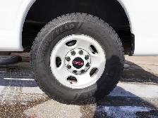 2023 GMC Savana Cargo Van 2500 RWD 135\' LOW KMS, CLEAN, READY F - Photo 35