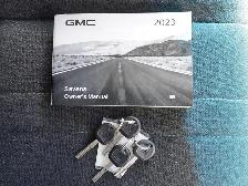 2023 GMC Savana Cargo Van 2500 RWD 135\' LOW KMS, CLEAN, READY F - Photo 36