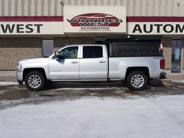 2017 Chevrolet Silverado 1500 ULTIMATE OUTDOOR PACKAGE! Truck a - Photo 7