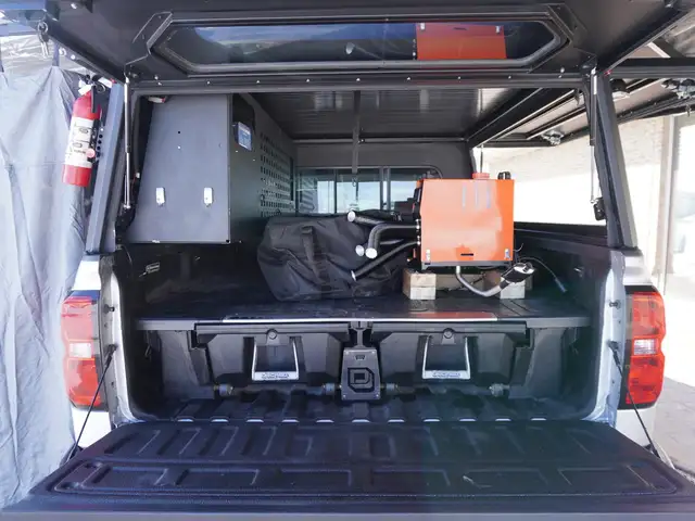 2017 Chevrolet Silverado 1500 ULTIMATE OUTDOOR PACKAGE! Truck a - Photo 13