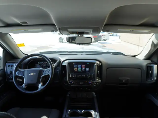 2017 Chevrolet Silverado 1500 ULTIMATE OUTDOOR PACKAGE! Truck a - Photo 32