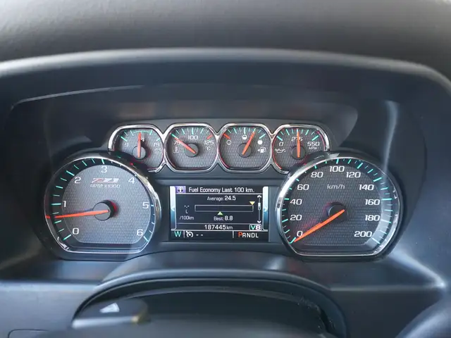 2017 Chevrolet Silverado 1500 ULTIMATE OUTDOOR PACKAGE! Truck a - Photo 37