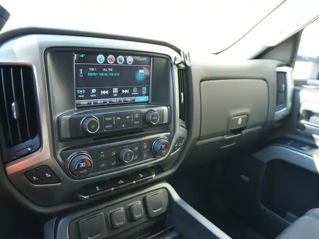 2017 Chevrolet Silverado 1500 ULTIMATE OUTDOOR PACKAGE! Truck a - Photo 39