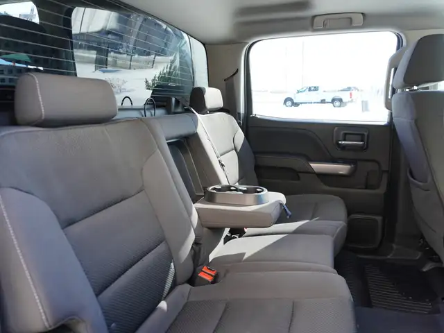 2017 Chevrolet Silverado 1500 ULTIMATE OUTDOOR PACKAGE! Truck a - Photo 44