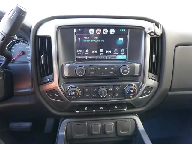 2017 Chevrolet Silverado 1500 ULTIMATE OUTDOOR PACKAGE! Truck a - Photo 48