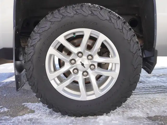 2017 Chevrolet Silverado 1500 ULTIMATE OUTDOOR PACKAGE! Truck a - Photo 51