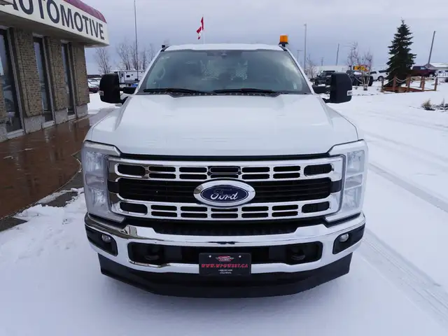 2023 Ford F-350 Godzilla 7.3 L | FLAT DECK | XLT Premium - Photo 5