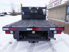 2023 Ford F-350 Godzilla 7.3 L | FLAT DECK | XLT Premium - Photo 10