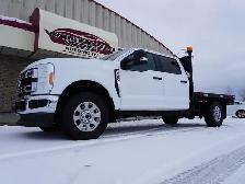 2023 Ford F-350 Godzilla 7.3 L | FLAT DECK | XLT Premium - Photo 13