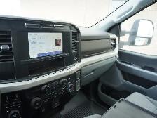 2023 Ford F-350 Godzilla 7.3 L | FLAT DECK | XLT Premium - Photo 22