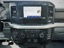 2023 Ford F-350 Godzilla 7.3 L | FLAT DECK | XLT Premium - Photo 23