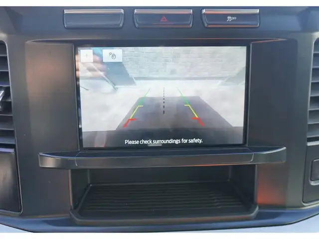 2023 Ford F-350 Godzilla 7.3 L | FLAT DECK | XLT Premium - Photo 24