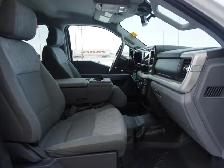 2023 Ford F-350 Godzilla 7.3 L | FLAT DECK | XLT Premium - Photo 28