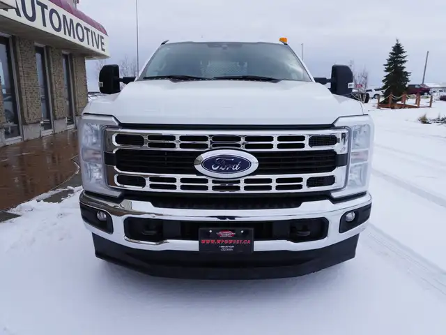 2023 Ford F-350 Godzilla 7.3 L | FLAT DECK | XLT Premium - Photo 37