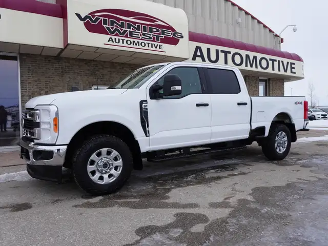 2023 Ford F-350 PREMIUM GODZILLA 7.3L V8 XLT 4x4 - Photo 4