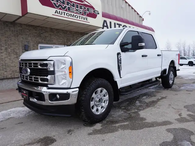 2023 Ford F-350 PREMIUM GODZILLA 7.3L V8 XLT 4x4 - Photo 5