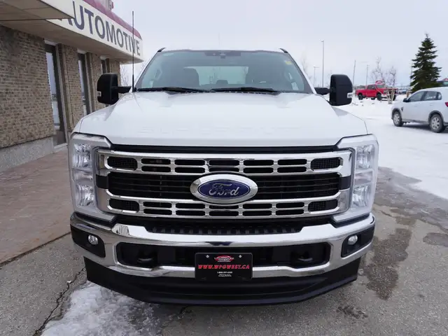 2023 Ford F-350 PREMIUM GODZILLA 7.3L V8 XLT 4x4 - Photo 7